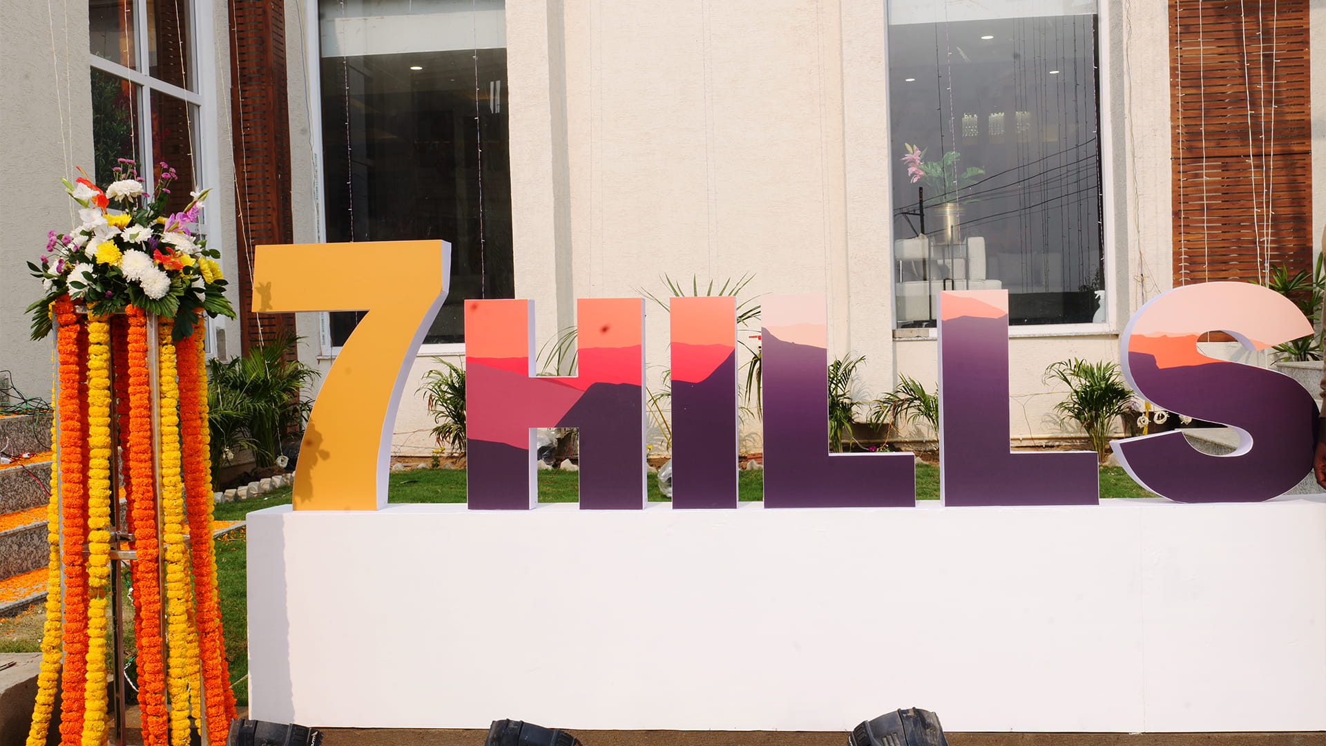 7 Hills